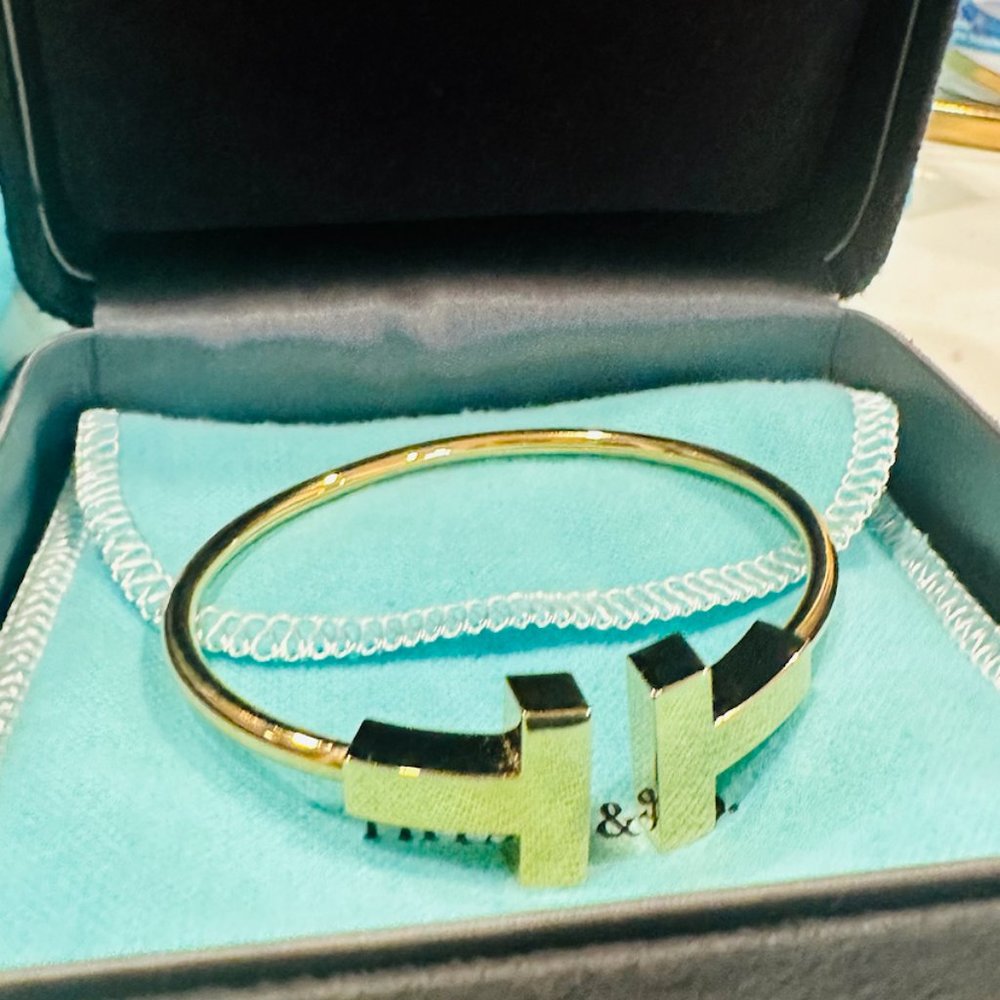 Brand new T wide wire Tiffany Bracelet for sale, size : M